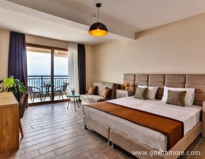 Hotel Sunset, de lux soba, privatni smeštaj u mestu Dobre Vode, Crna Gora - 300256